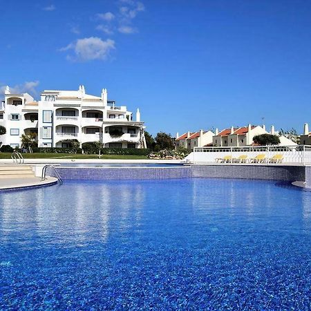 Charming Apartment With Private Garden & Pool Vilamoura Kültér fotó