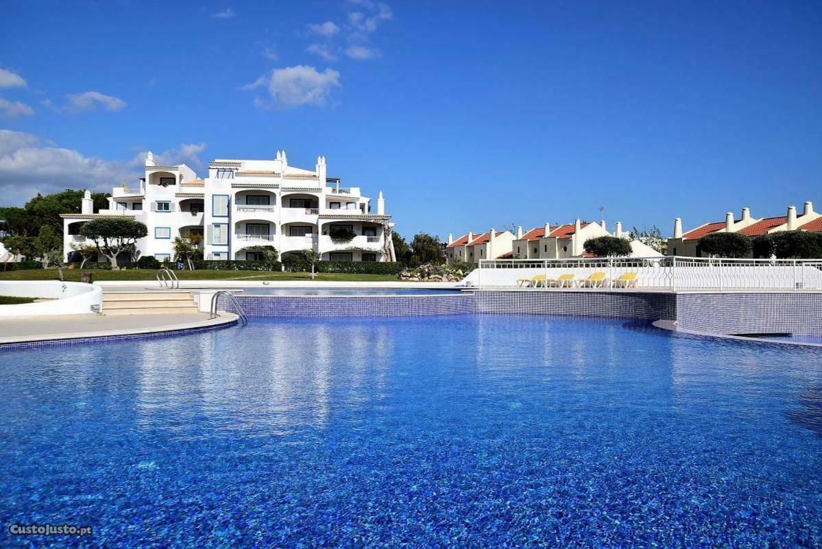 Charming Apartment With Private Garden & Pool Vilamoura Kültér fotó