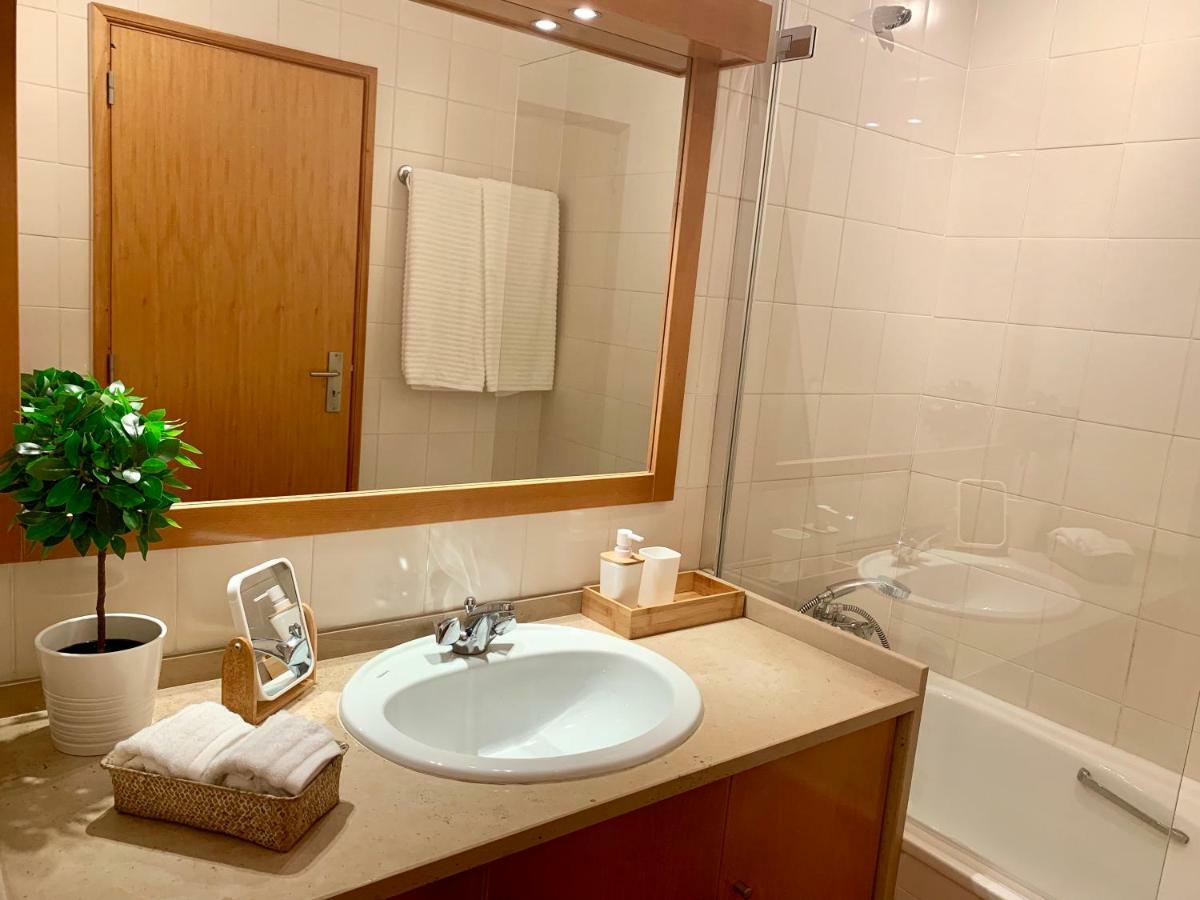 Charming Apartment With Private Garden & Pool Vilamoura Kültér fotó